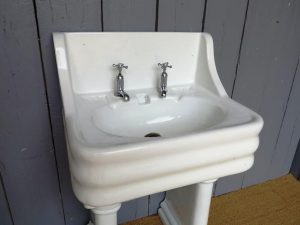 Pedestal Tub Faucets