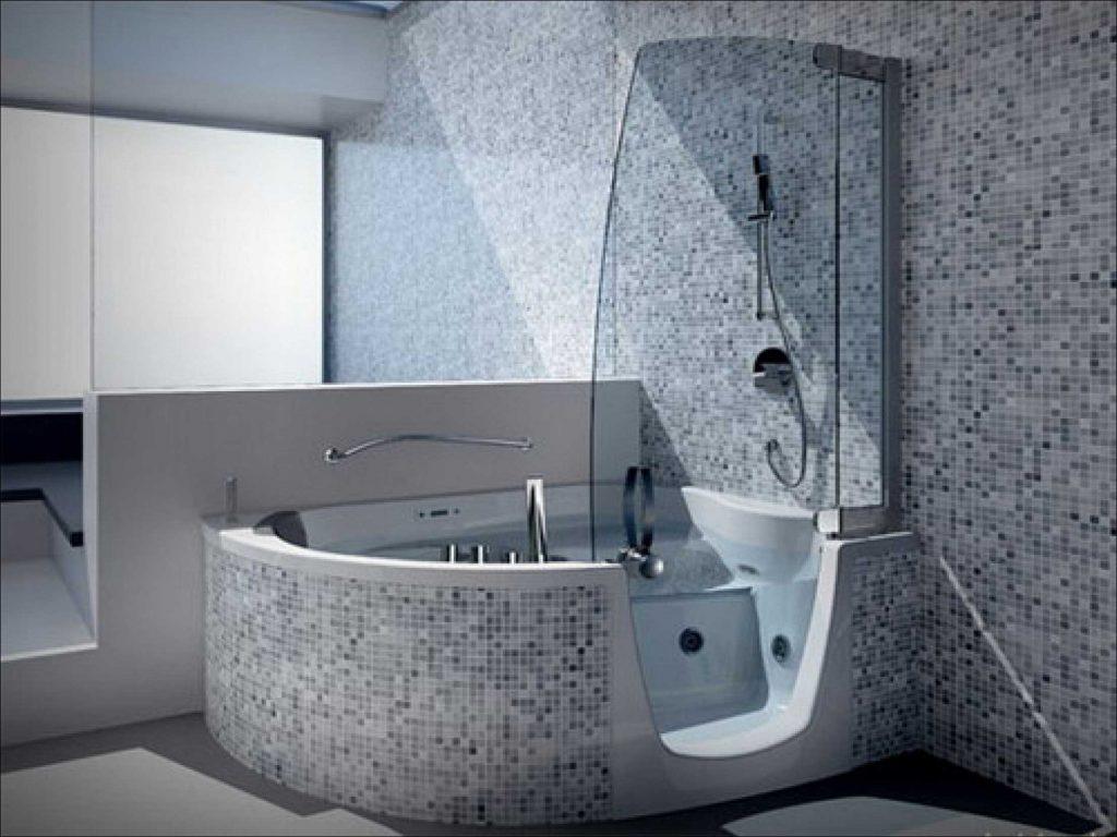 Small Bathtubs With Tile Decoration
