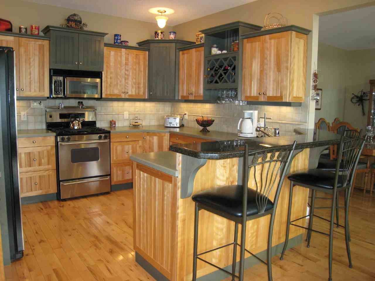 Paint Colors For Kitchens With Golden Oak Cabinets Design ...