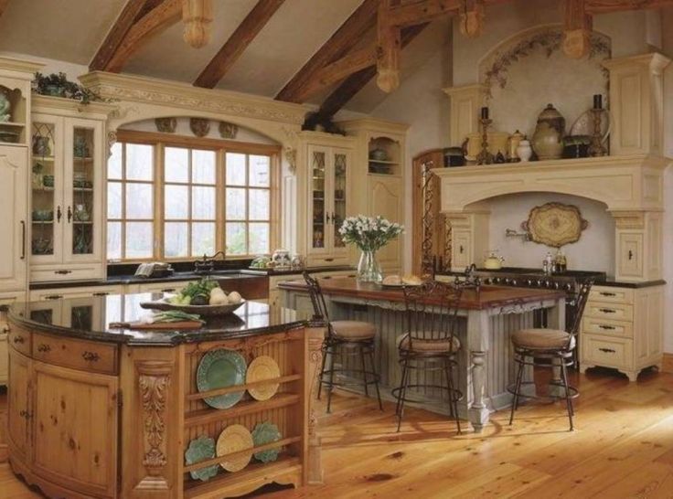 Comfy Tuscan Kitchen Design