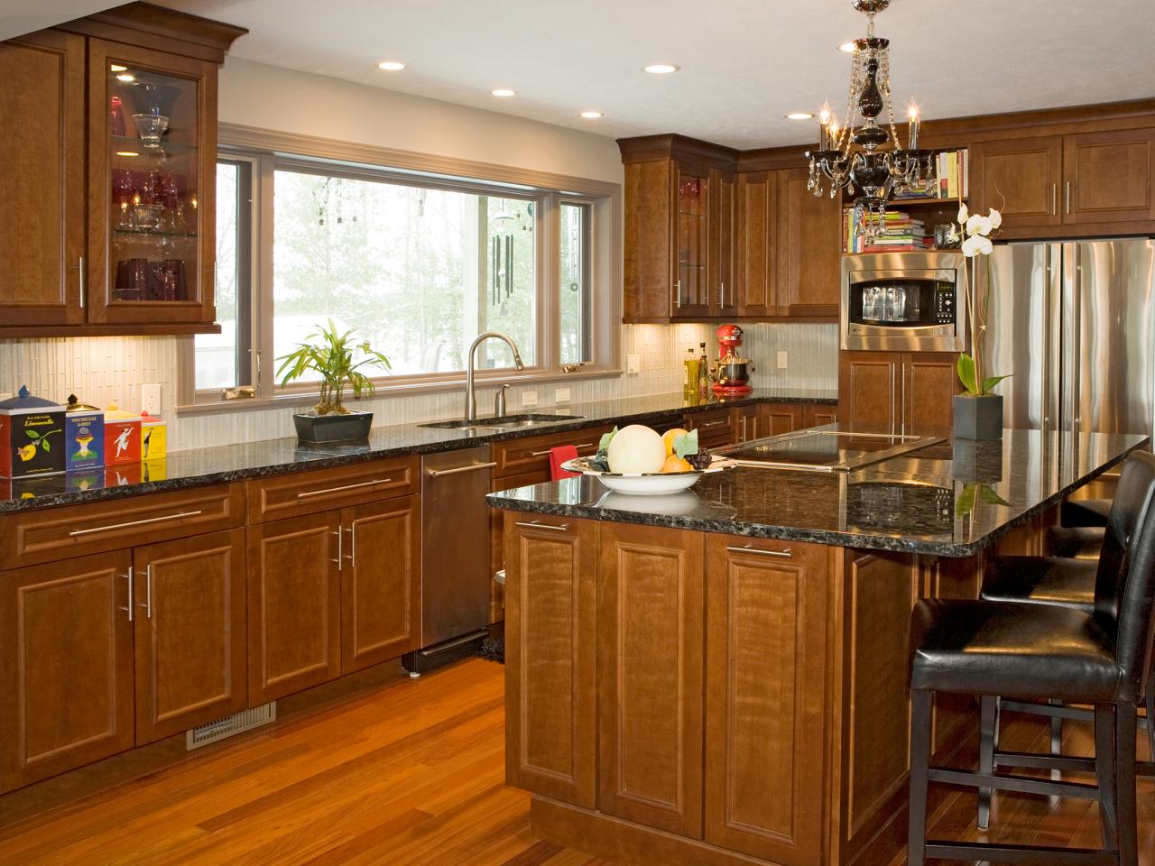 Good Paint Colors For Kitchens With Golden Oak Cabinets