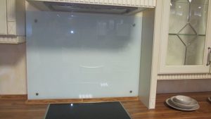 Inspire Splatter Shield Kitchen Wall Protector