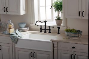 Kitchen Faucet With Pull Out Sprayer Dark