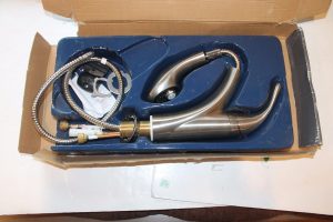 Kitchen Faucet With Pull Out Sprayer Hardware