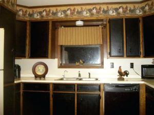 Kitchen Soffit Decorating Ideas Made Easy