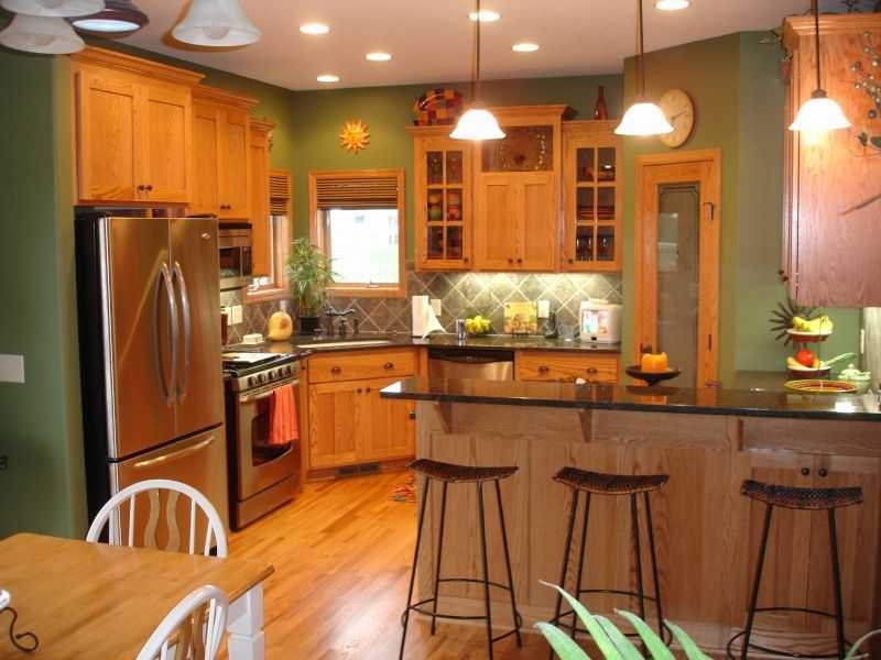 Modern Paint Colors For Kitchens With Golden Oak Cabinets