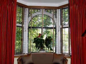 Squere Kitchen Sink Bay Window